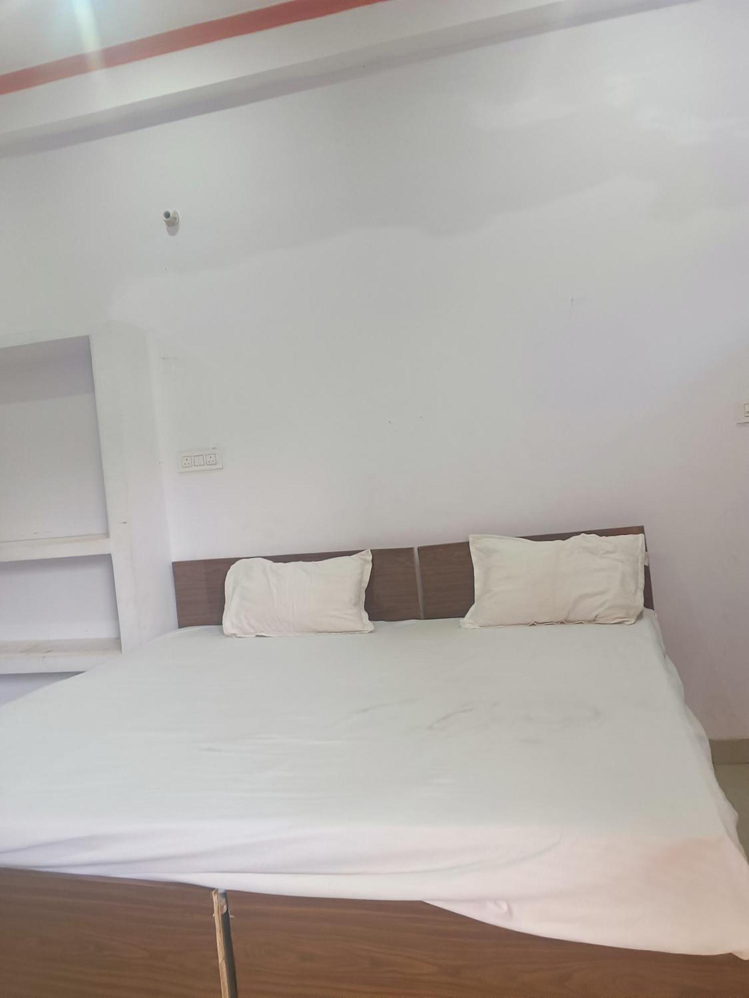 La Ayodhya Residency Hotel Eksteriør billede