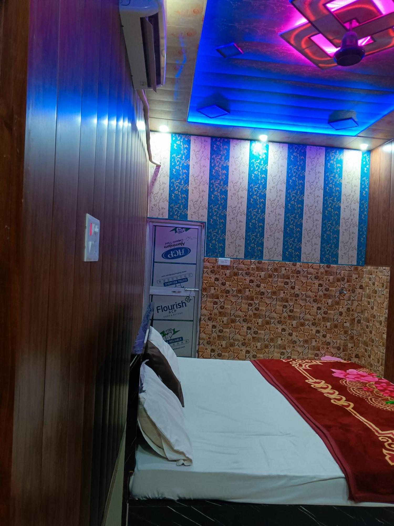 La Ayodhya Residency Hotel Eksteriør billede