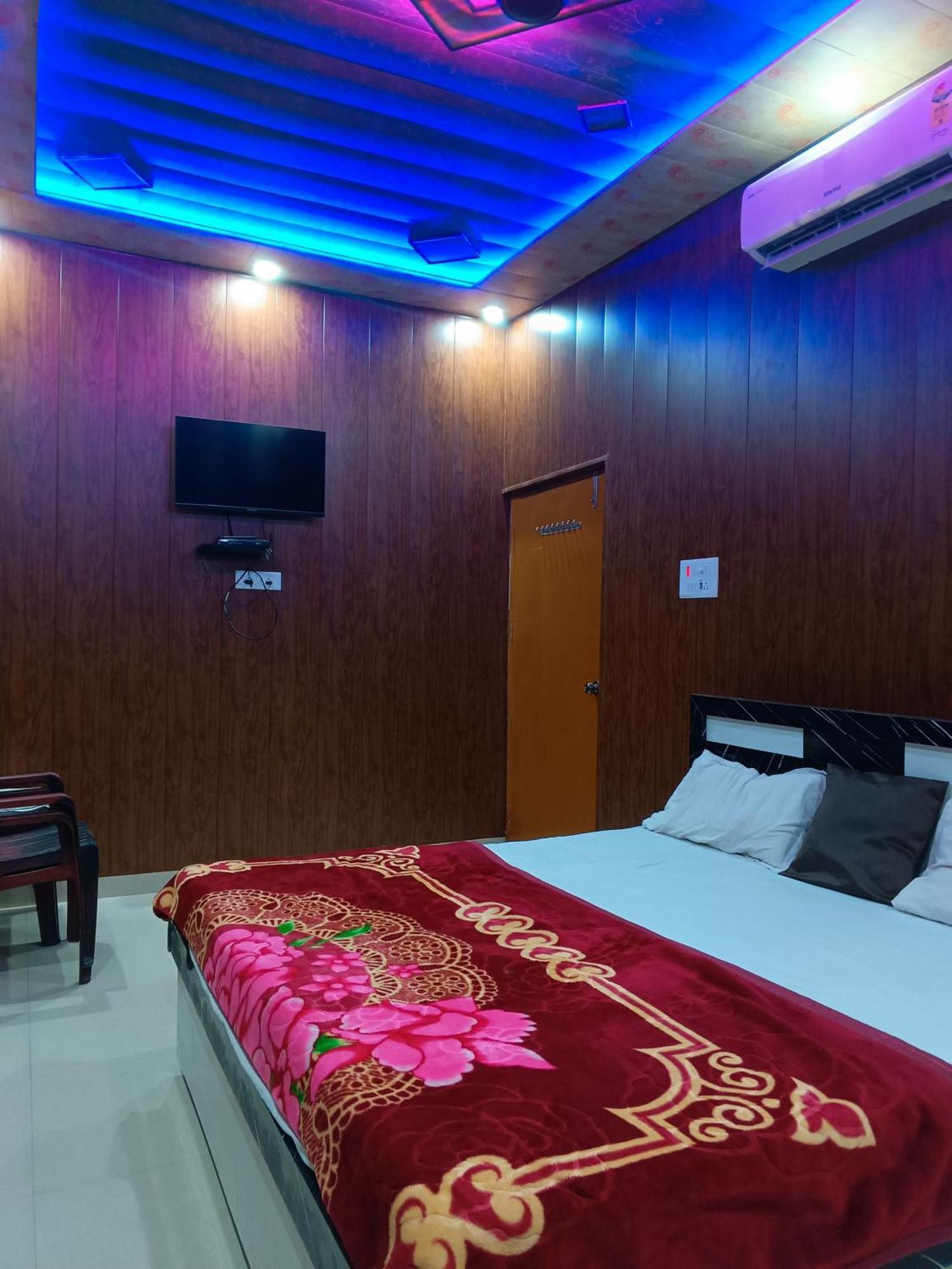 La Ayodhya Residency Hotel Eksteriør billede